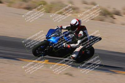 media/Dec-10-2023-SoCal Trackdays (Sun) [[0ce70f5433]]/Turn 9 Inside Set 2 (1115am)/